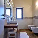 Luci Della Collina Boutique Relax