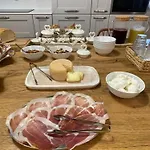 Luci Della Collina Boutique Relax