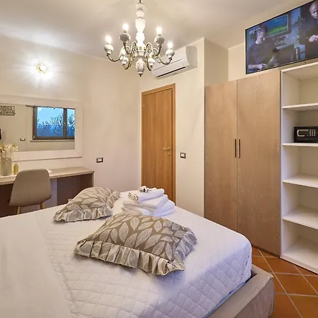 Luci Della Collina Boutique Relax فندق مبيت وإفطار 4*