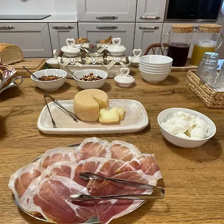 Luci Della Collina Boutique Relax